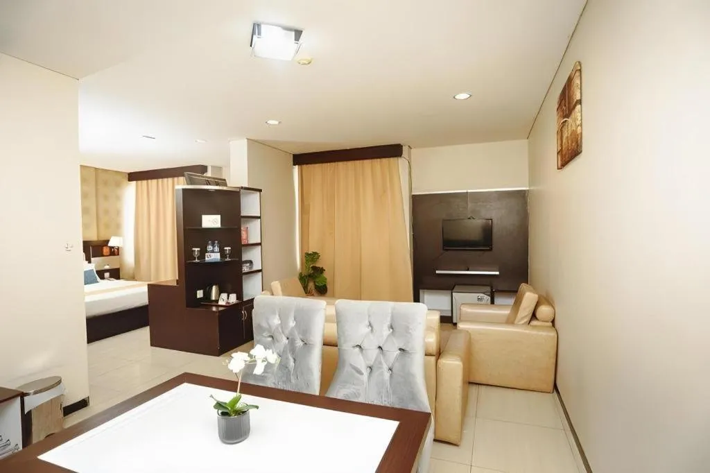 Bed in Zahra Syariah Hotel Kendari