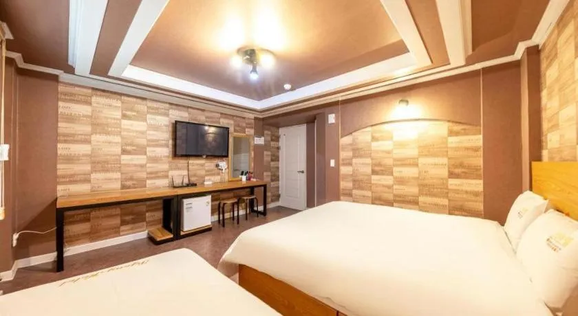 Bed in Gwangju Sejong Hotel