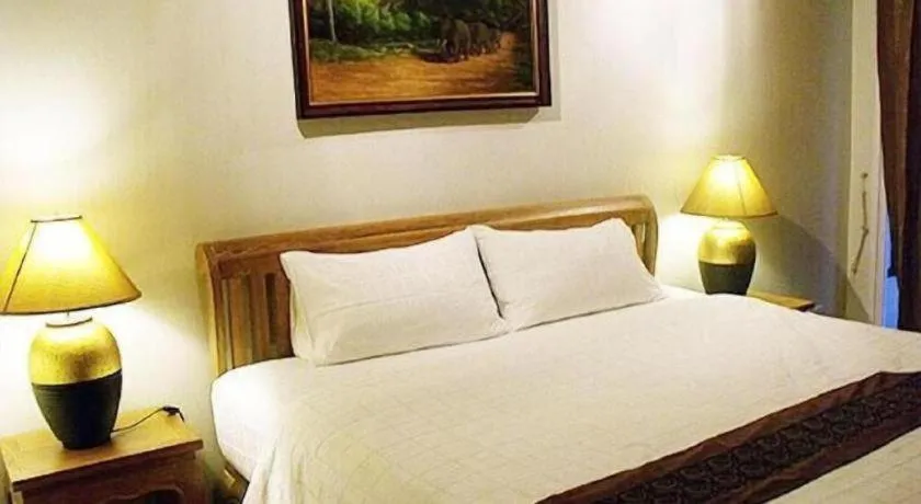 Bed in Chada Thai House