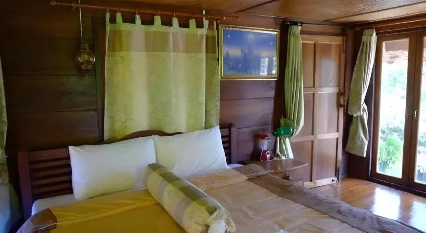 Bed in P&P Coffee & Resort Maesariang