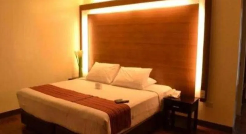 Bed in The Ritz Hotel at Garden Oases