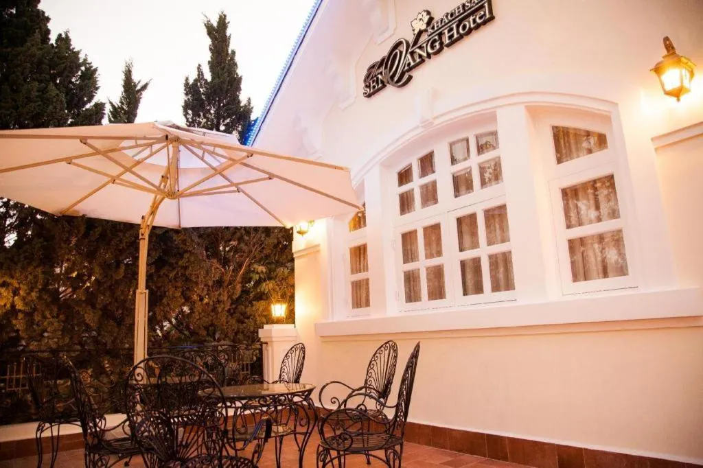 Hoa Sen Vang Hotel Dalat