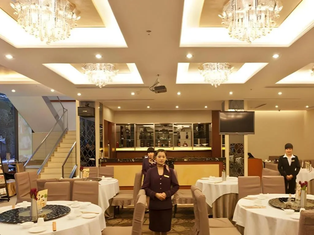 Bravo Business Hotel