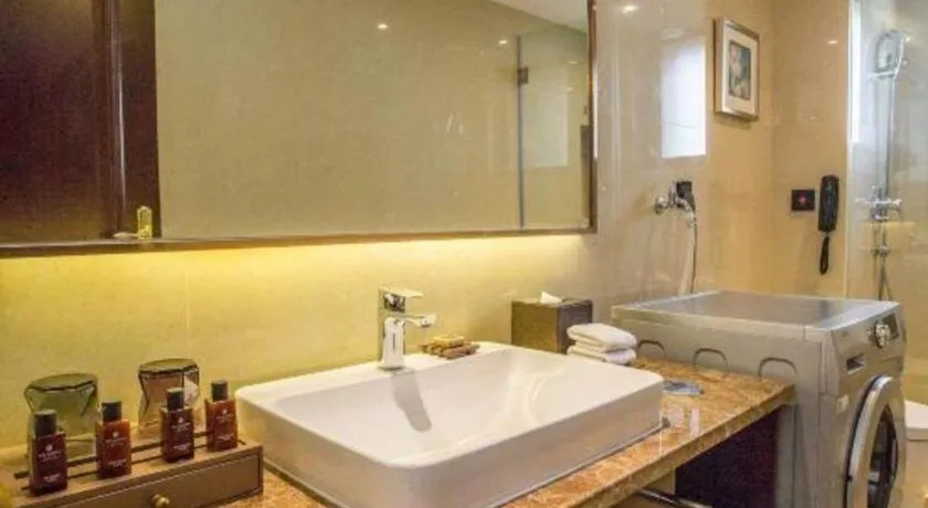 Sky World Hotel Qingdao