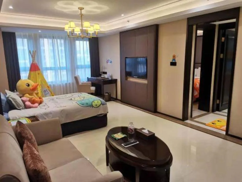 Bed in Sky World Hotel Qingdao