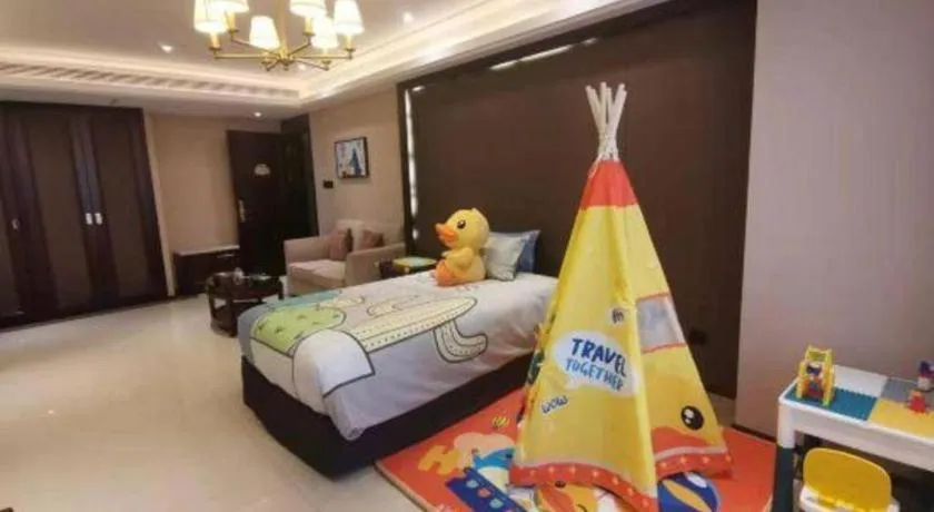 Bed in Sky World Hotel Qingdao