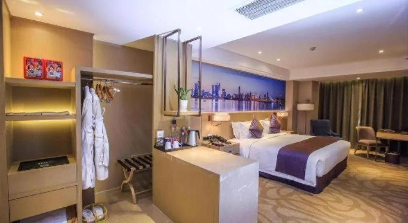 Bed in Sky World Hotel Qingdao