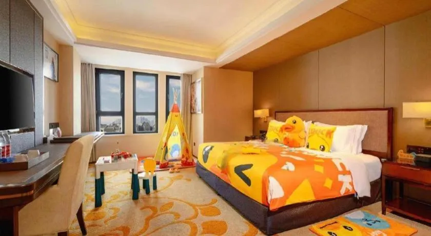 Bed in Sky World Hotel Qingdao