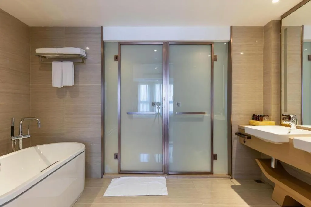 Sky World Hotel Qingdao