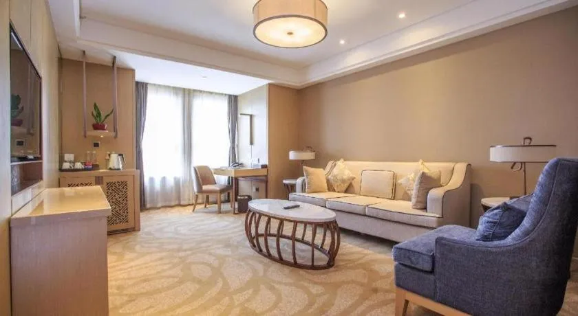 Sky World Hotel Qingdao