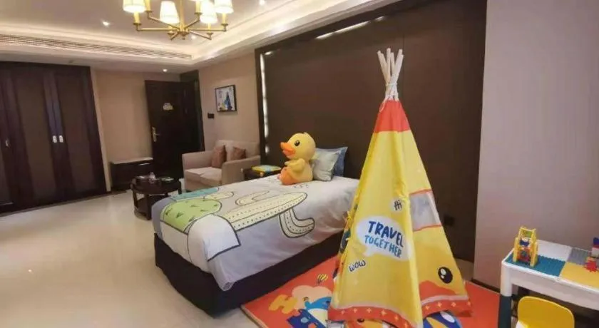 Bed in Sky World Hotel Qingdao