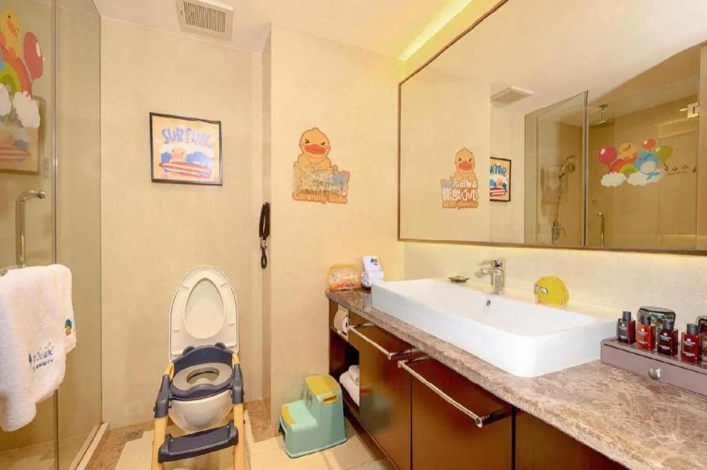 Sky World Hotel Qingdao