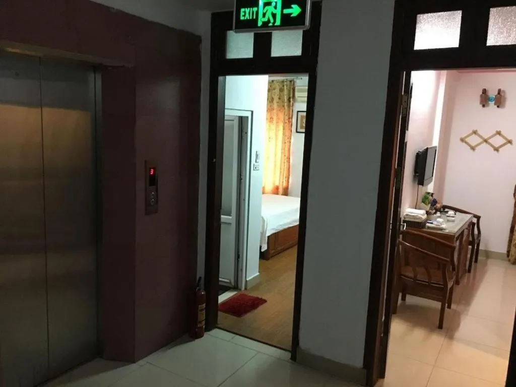 khach san phuong dong