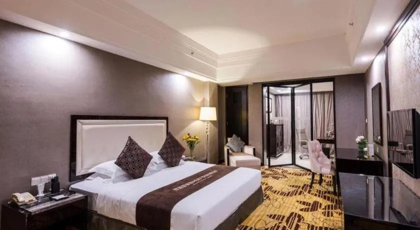 Bed in Country Garden Phoenix Hotel Shenyang