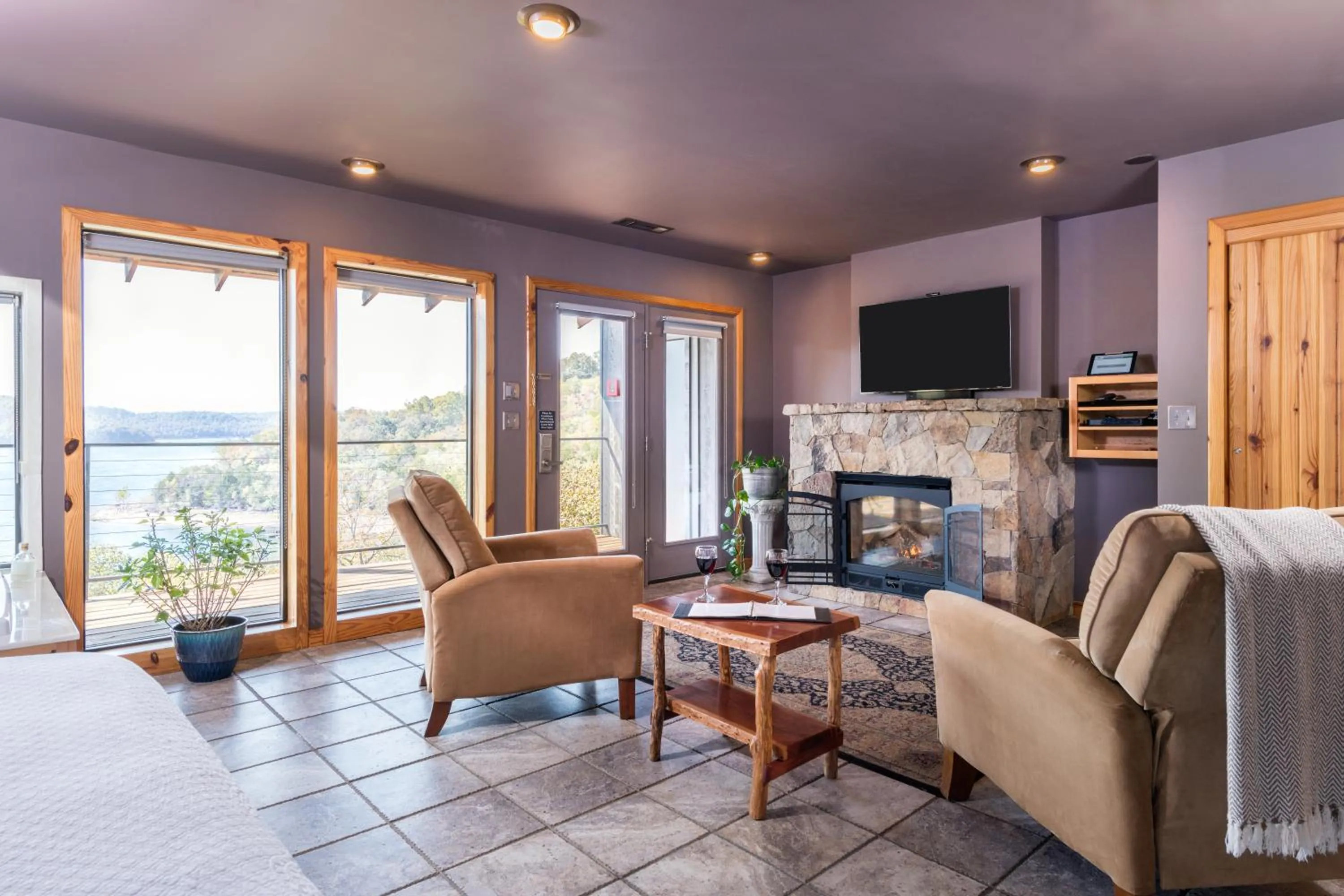 Natural landscape in Beaver Lakefront Cabins - Couples Only Getaways