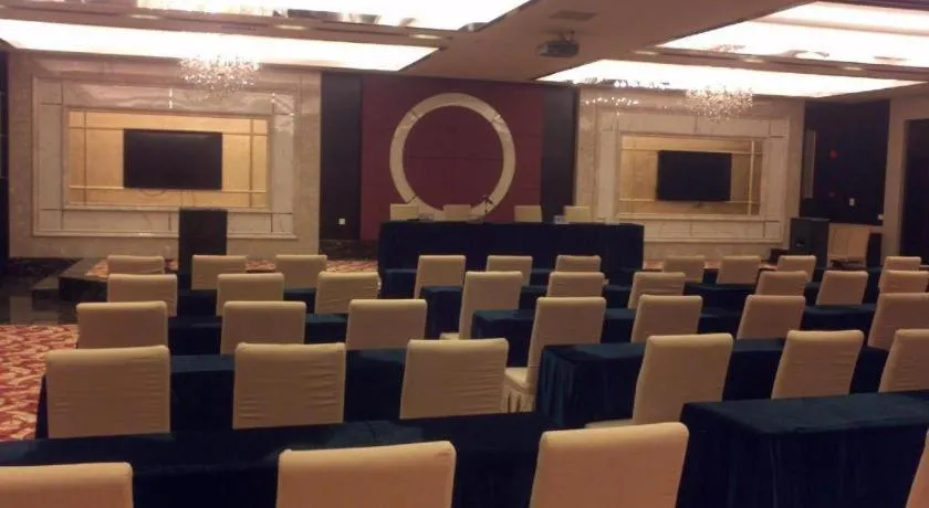 Foshan Nanhai Huifeng Holiday Hotel