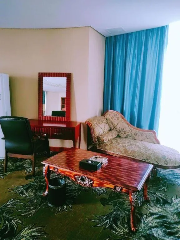 Foshan Nanhai Huifeng Holiday Hotel