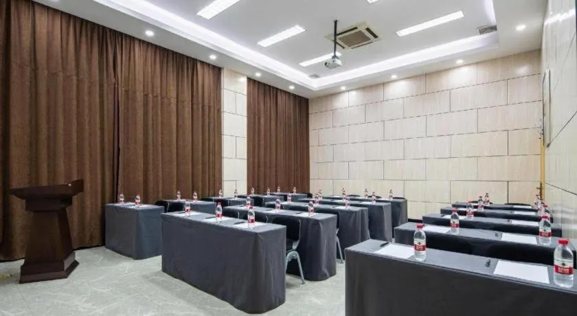 City Comfort Inn Liuzhou Chengzhong Wanda Plaza