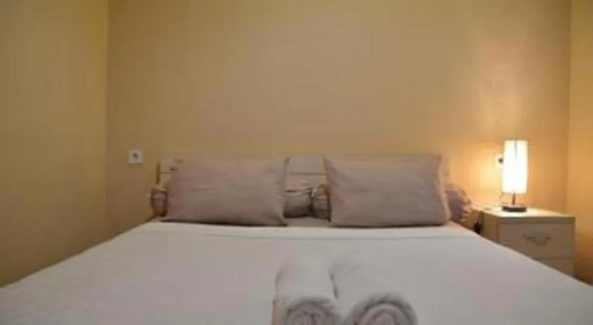 Bed in W Home Express Tebet