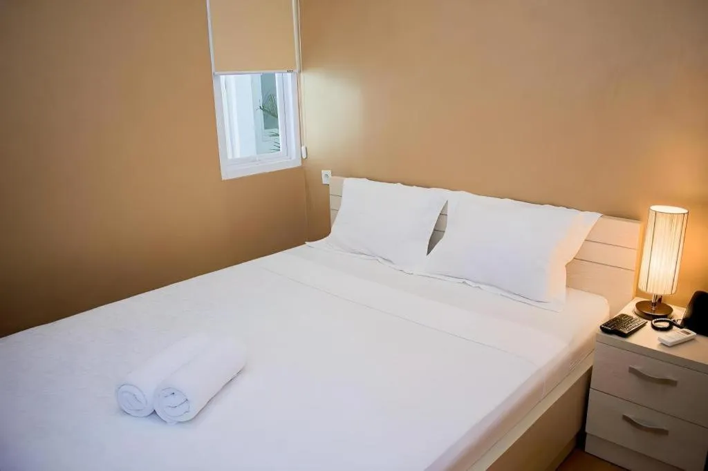 Bed in W Home Express Tebet