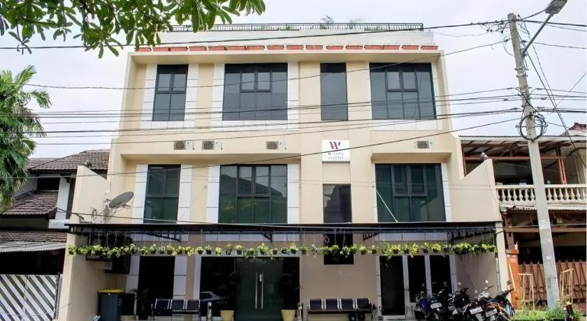 W Home Express Tebet