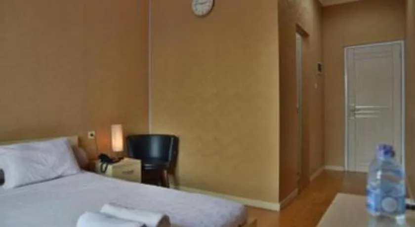 Bed in W Home Express Tebet