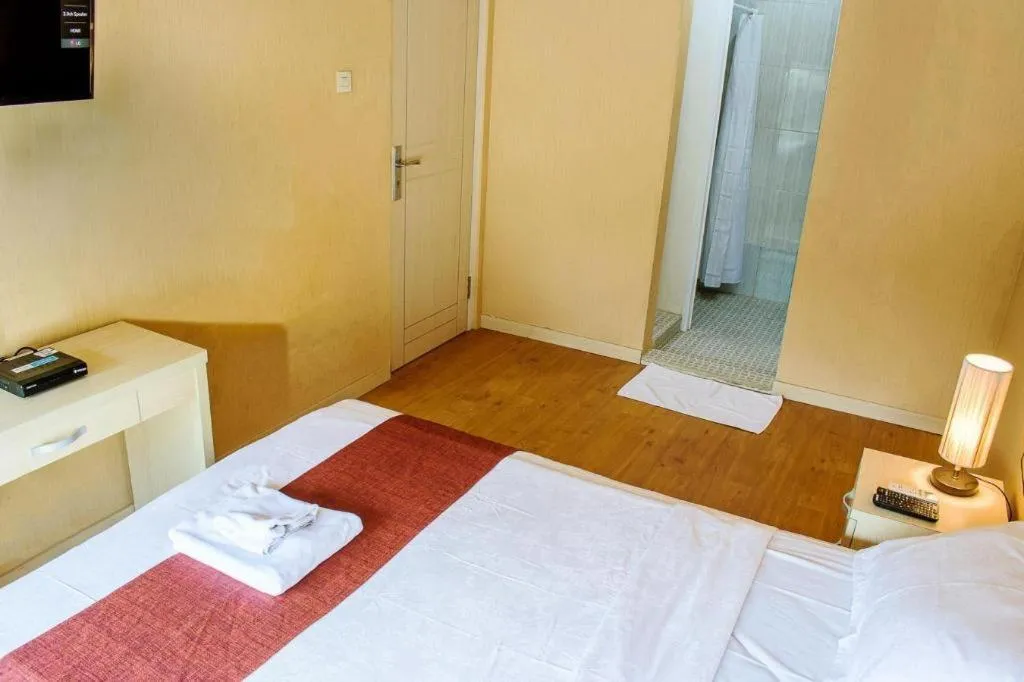 Bed in W Home Express Tebet