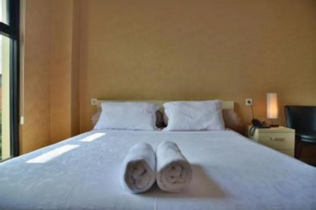 Bed in W Home Express Tebet