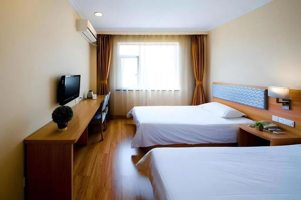 Bed in Home Inn Neo Shanghai Railway Station