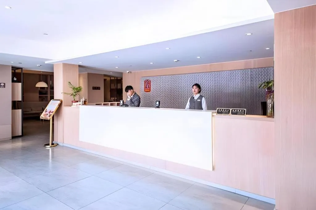 Home Inn Neo Shanghai Railway Station