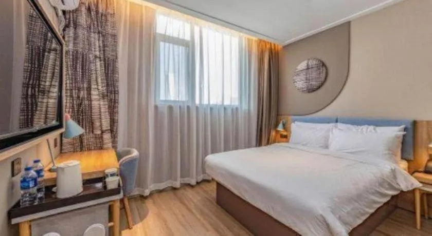 Bed in Home Inn Neo Shanghai Railway Station