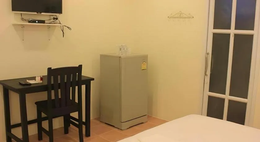 Bed in Le Bar Tarry Hotel