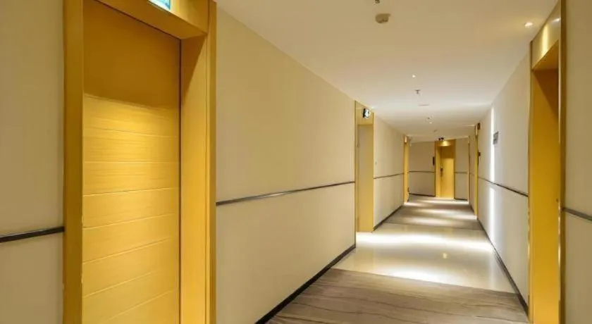 City Comfort Inn Wuhan Hanyang Street Caidian Square Metro Station