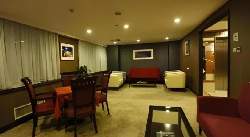 Changchun Zhuozhan Days Hotel