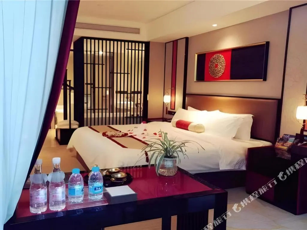 Bed in Yuan Culture Hotel Shenzhen World Shajing