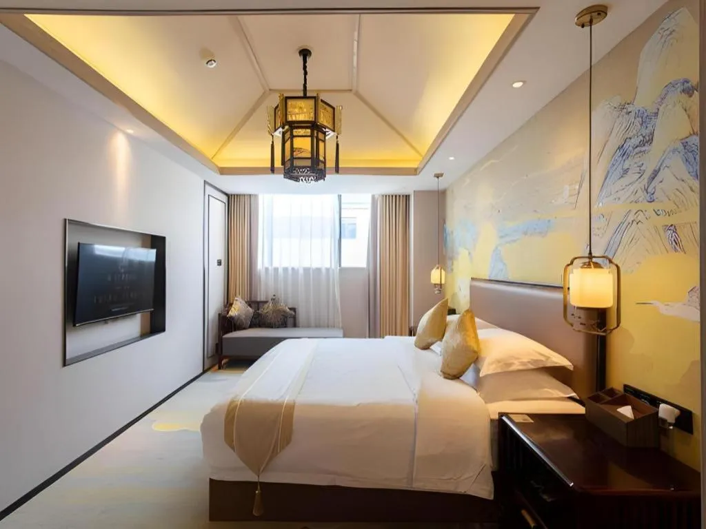 Bed in Yuan Culture Hotel Shenzhen World Shajing