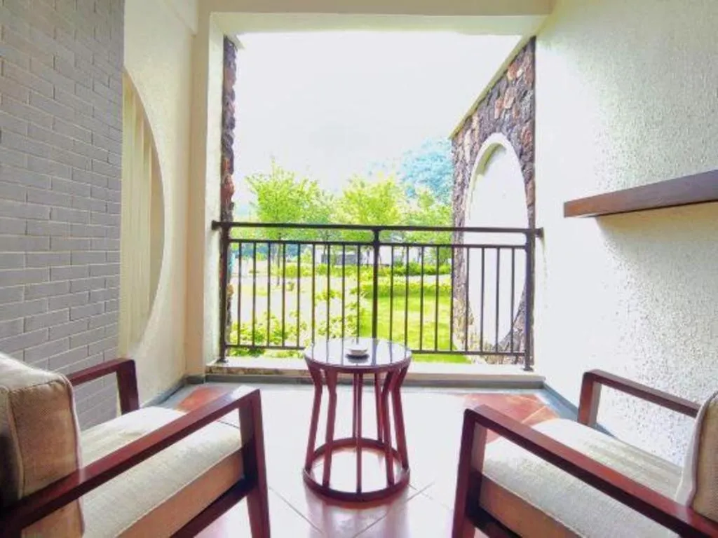 LN Dongfang Hot Spring Resort