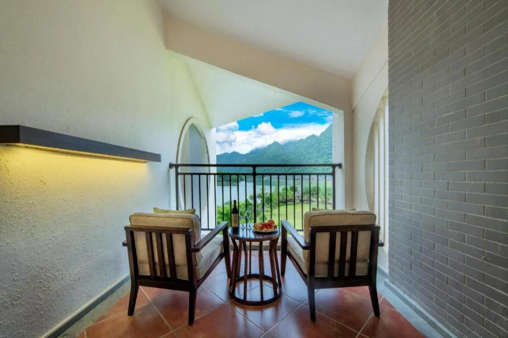 LN Dongfang Hot Spring Resort