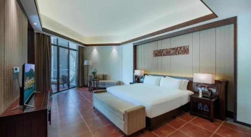 Bed in LN Dongfang Hot Spring Resort