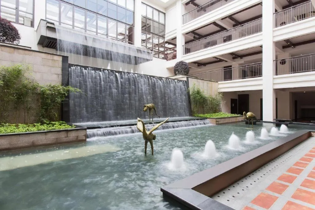 LN Dongfang Hot Spring Resort