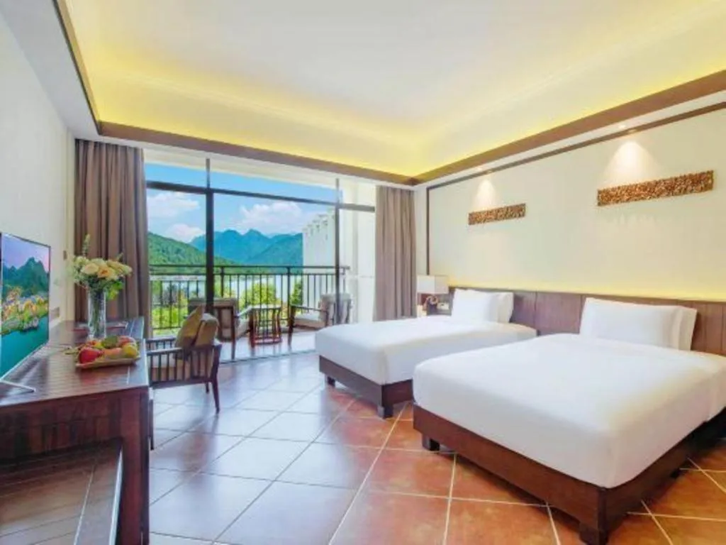 Bed in LN Dongfang Hot Spring Resort