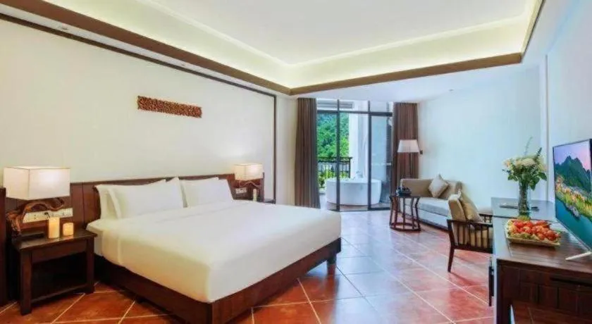 Bed in LN Dongfang Hot Spring Resort