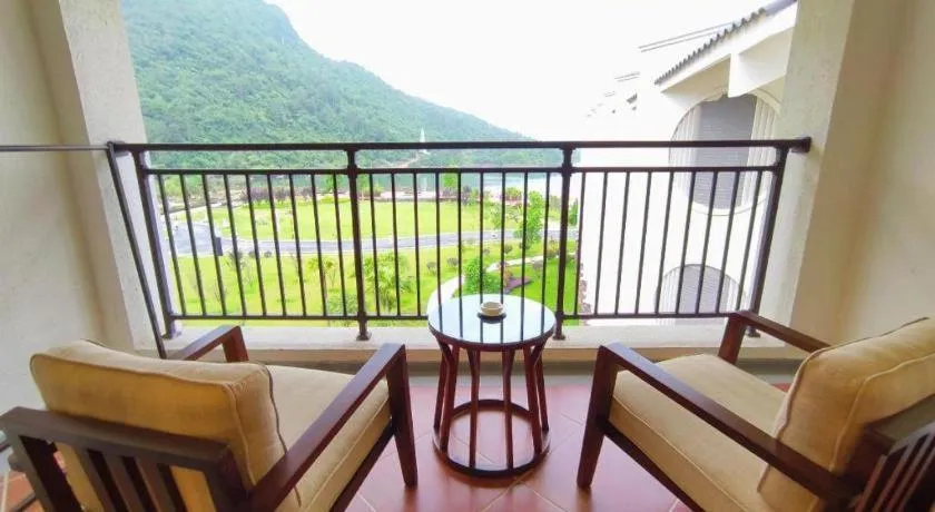 LN Dongfang Hot Spring Resort