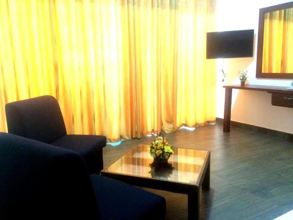 Bridge Hotel Negombo