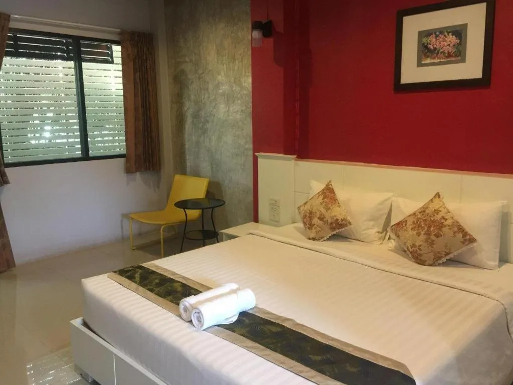 Bed in Waenpetch place Hotel