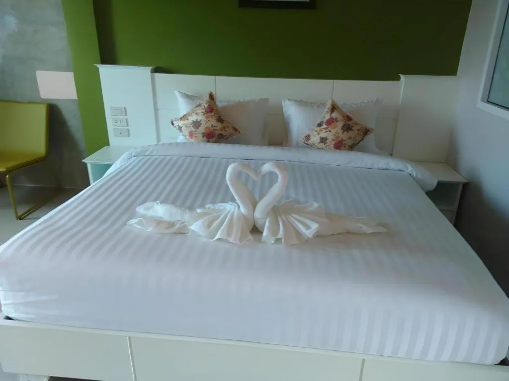 Bed in Waenpetch place Hotel