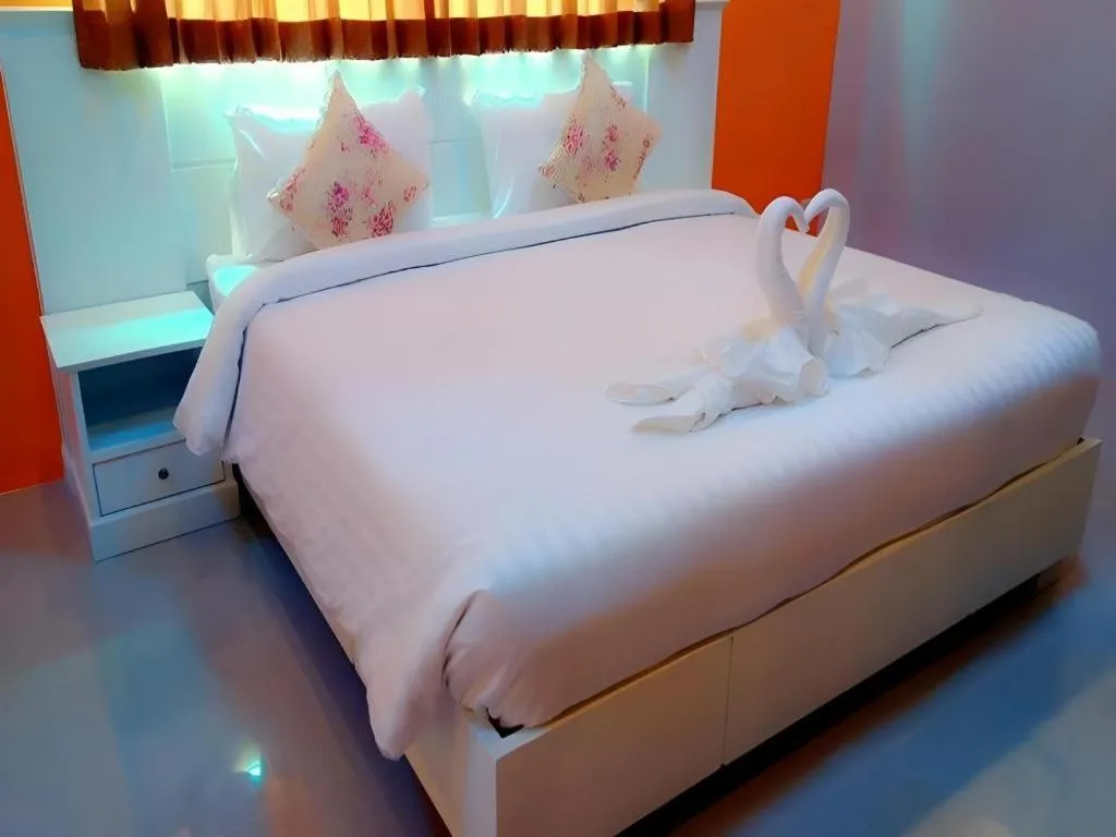 Bed in Waenpetch place Hotel