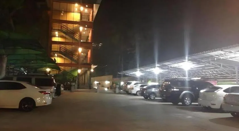 Waenpetch place Hotel