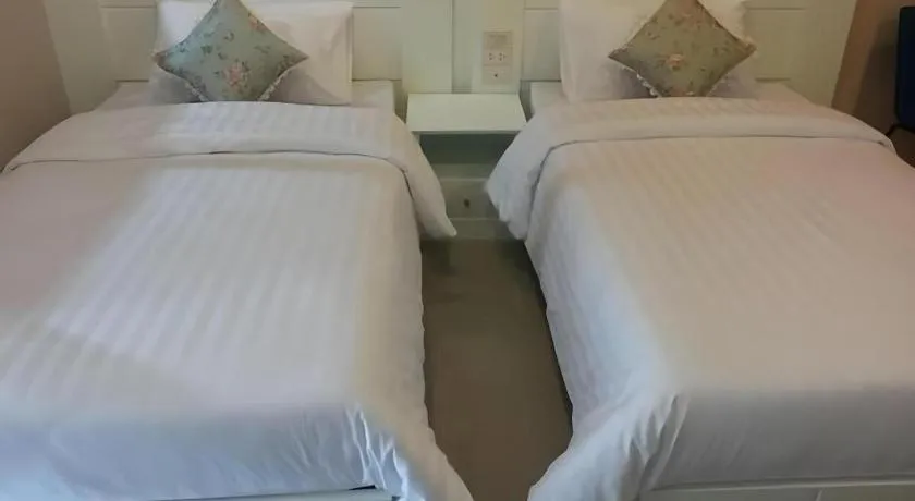 Bed in Waenpetch place Hotel