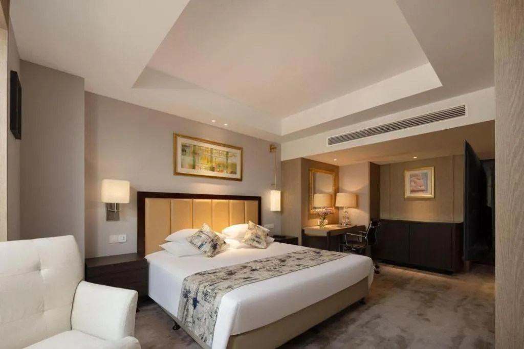 Bed in New Century Shaoxing Grand Hotel